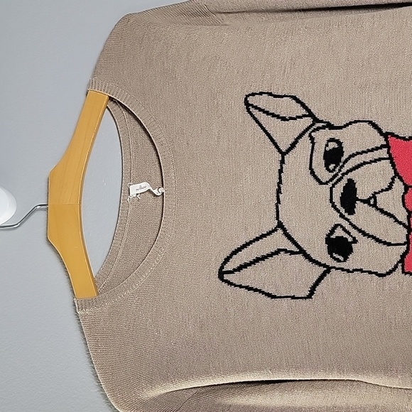 Willow & Clay Tan Sweater with Dog Design - Picture 3 of 9